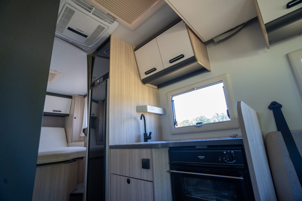 Ford Transit Adria Sun living s 72DC