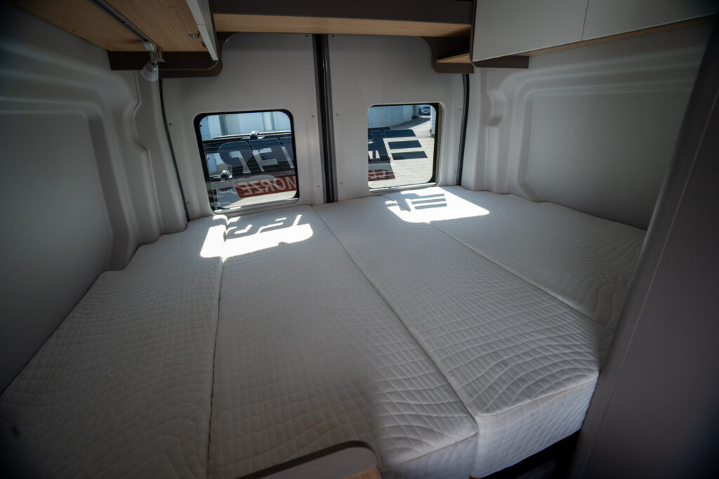 Ford Transit Carado CV590 4X4
